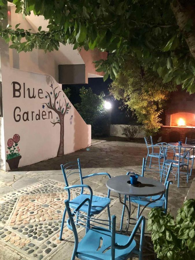 Blue Garden Inn Fourka Exterior photo