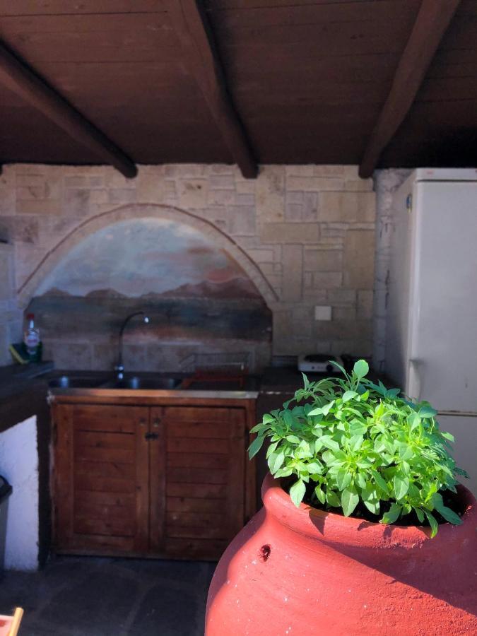 Blue Garden Inn Fourka Exterior photo